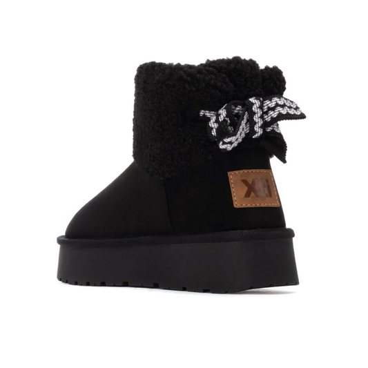 Zapato botin plano Xti 144602