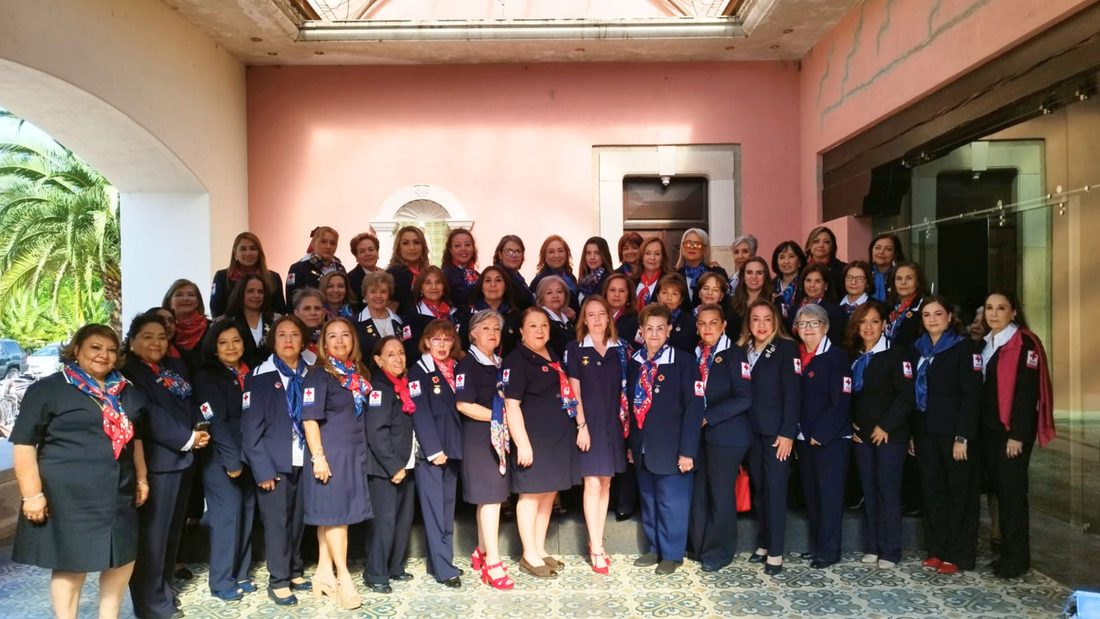 Cruz Roja Mexicana: Recaudación Anual con Moda y Solidaridad